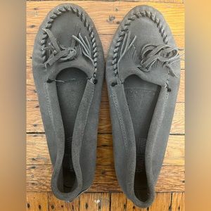 Minnetonka women’s grey suede moccasins size 10.